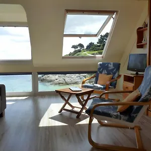 https://apartment-rr17.inbrittany.com